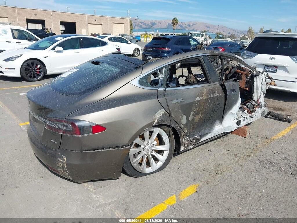 5YJSA1E2XGF150974 2016 TESLA MODEL S photo no. 4