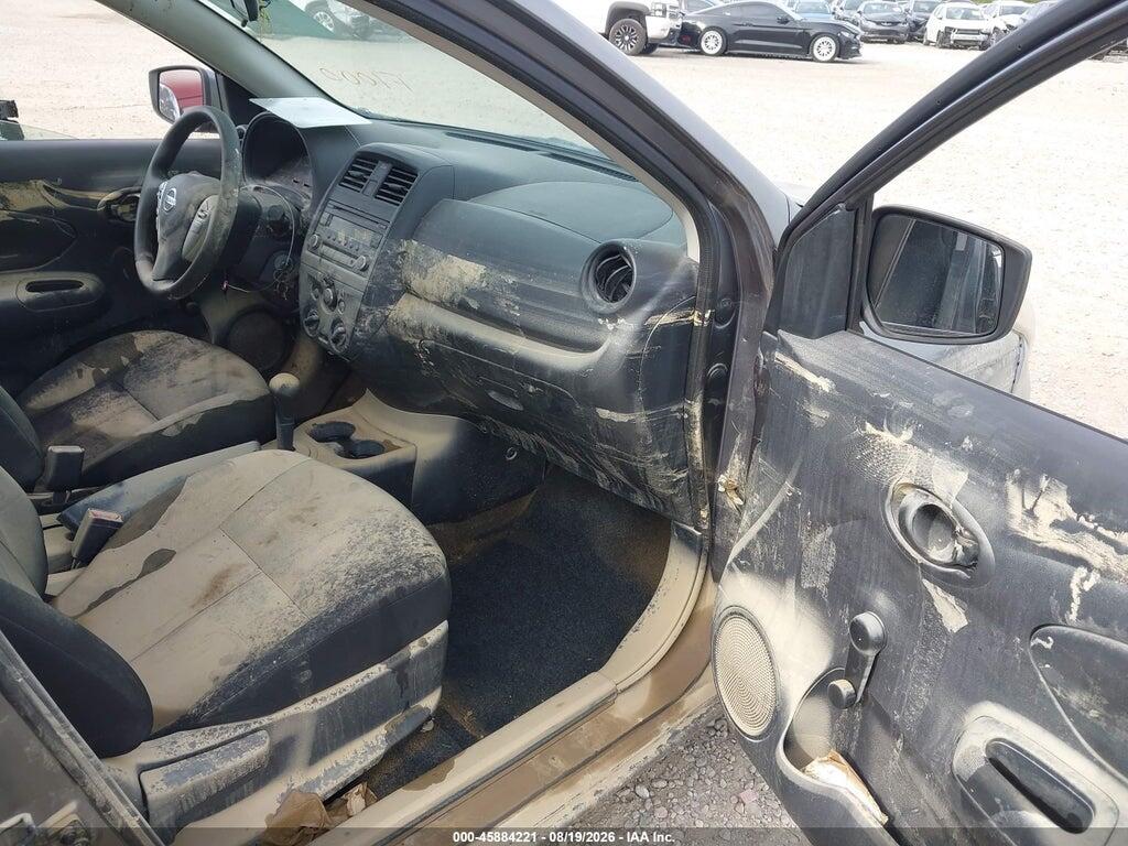 3N1CN7AP7GL877832 2016 NISSAN VERSA photo no. 5