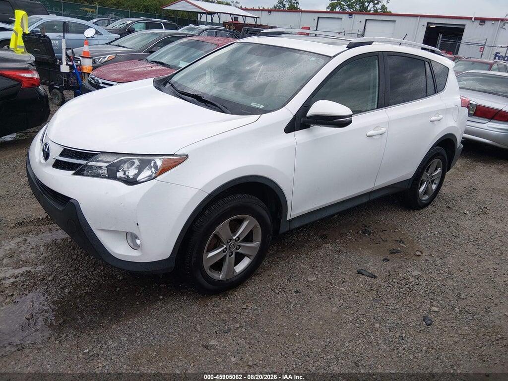 2T3WFREV0FW145576 2015 TOYOTA RAV4 photo no. 2