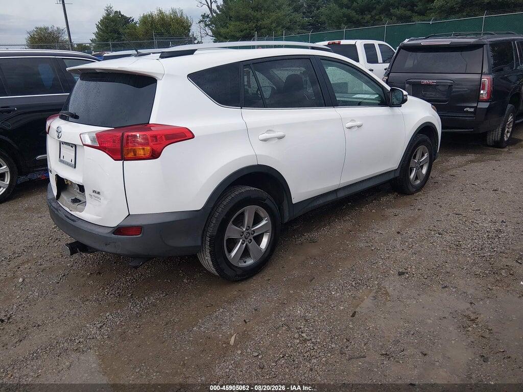 2T3WFREV0FW145576 2015 TOYOTA RAV4 photo no. 4