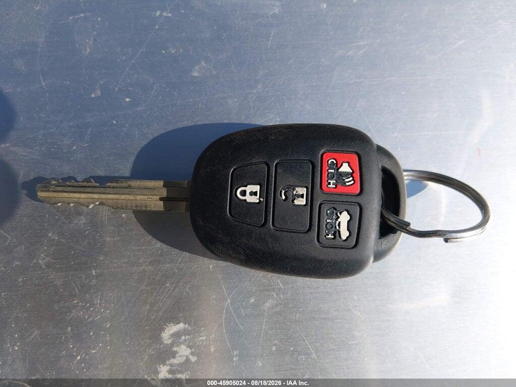 2T3WFREV7FW208480 2015 TOYOTA RAV4 photo no. 11
