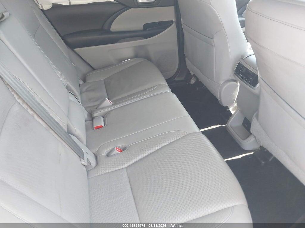 5TDYZRFH2JS258190 2018 TOYOTA HIGHLANDER photo no. 8
