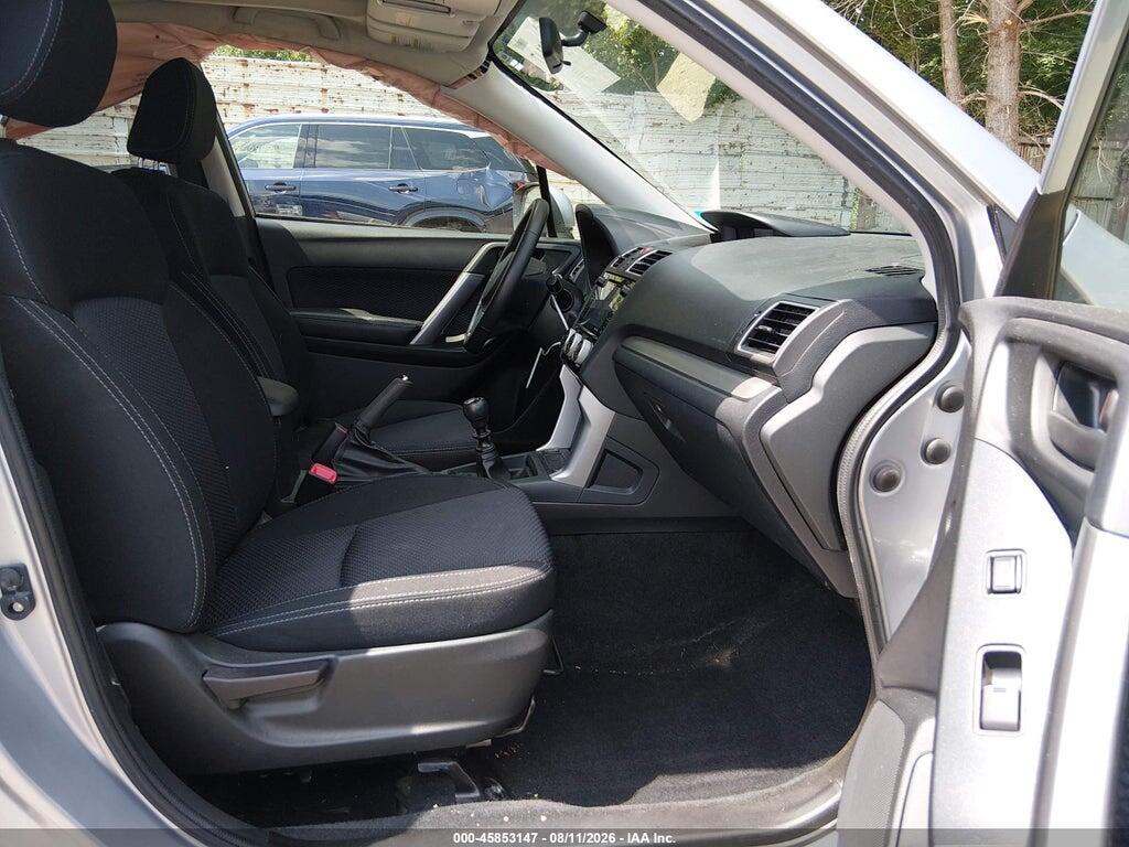 JF2SJAEC7JG617159 2018 SUBARU FORESTER photo no. 5