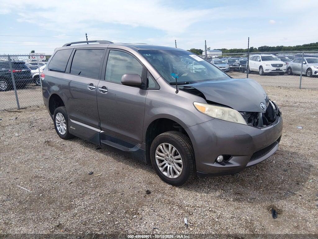 5TDYK3DC9ES514484 2014 TOYOTA SIENNA photo no. 1