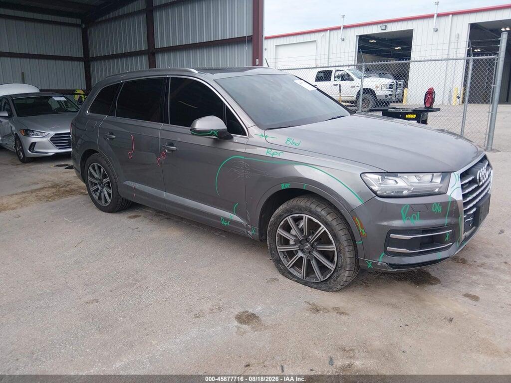 2017 AUDI Q7 WA1VAAF78HD011341