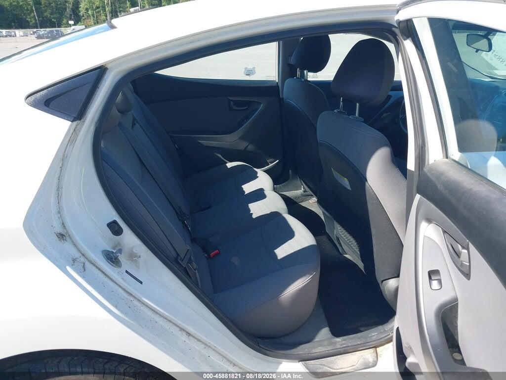 5NPDH4AEXGH760669 2016 HYUNDAI ELANTRA photo no. 8