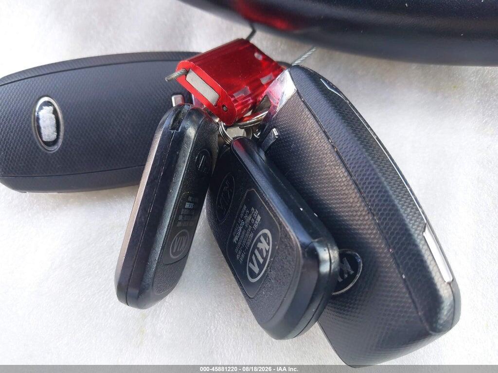 5XYPHDA53GG081895 2016 KIA SORENTO photo no. 11