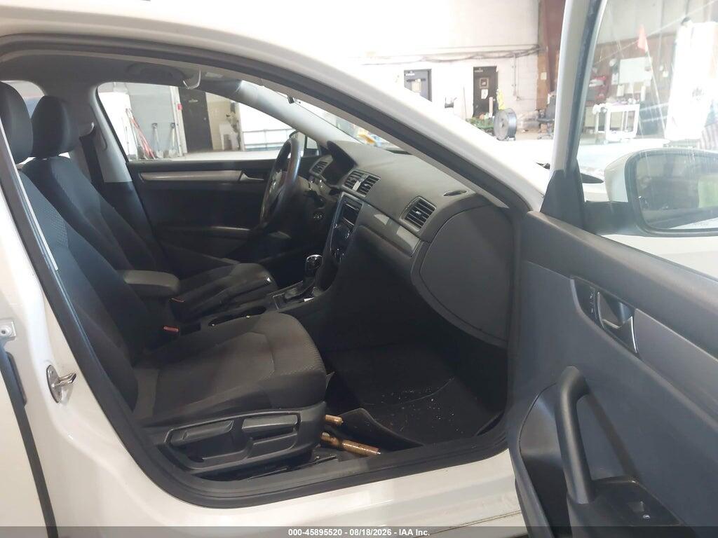 1VWAT7A36FC038883 2015 VOLKSWAGEN PASSAT photo no. 5