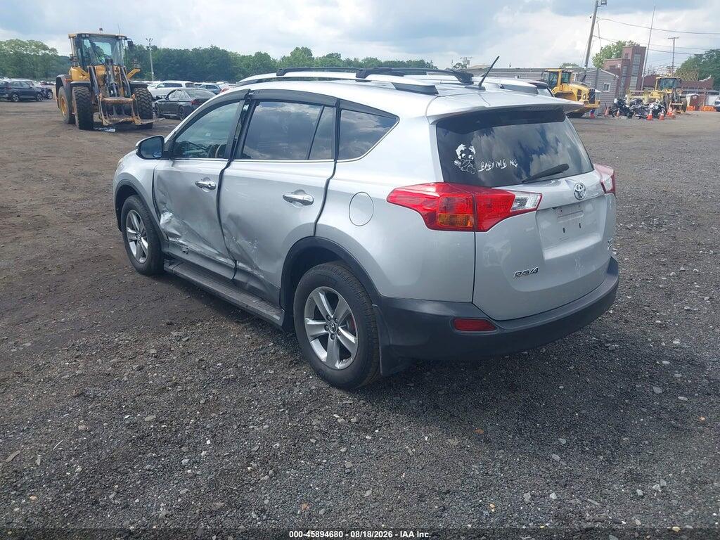 2T3RFREV0FW330370 2015 TOYOTA RAV4 photo no. 3
