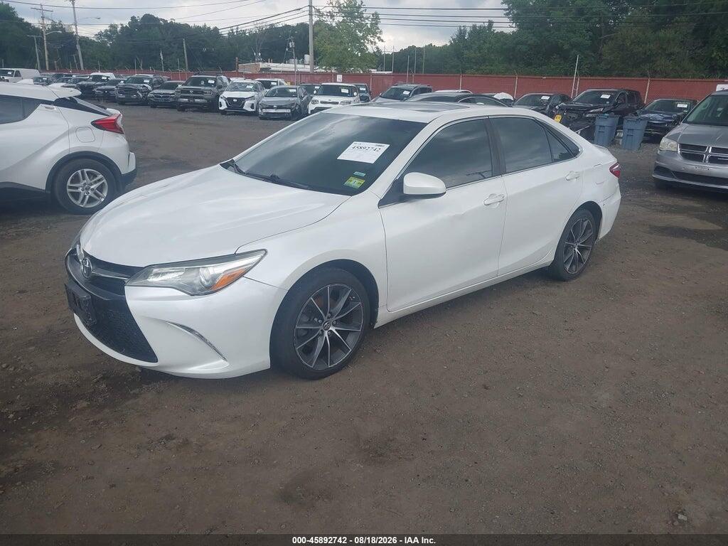 4T1BF1FK7FU030745 2015 TOYOTA CAMRY photo no. 2