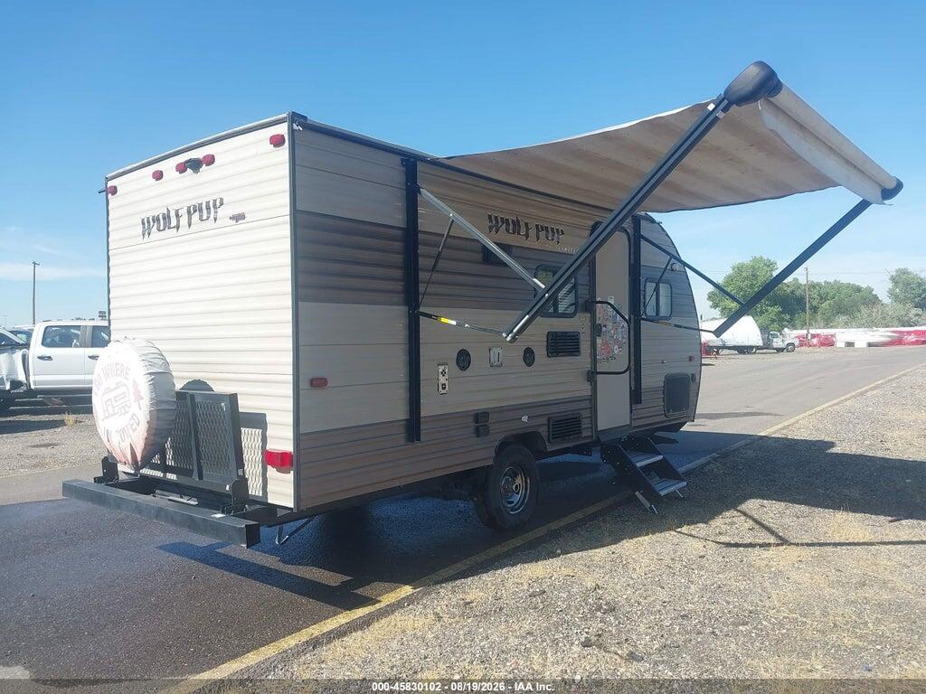 4X4TCK613JK045191 2018 CHEROKEE BY FOREST R WOLF PUP LIMITED 16B photo no. 4