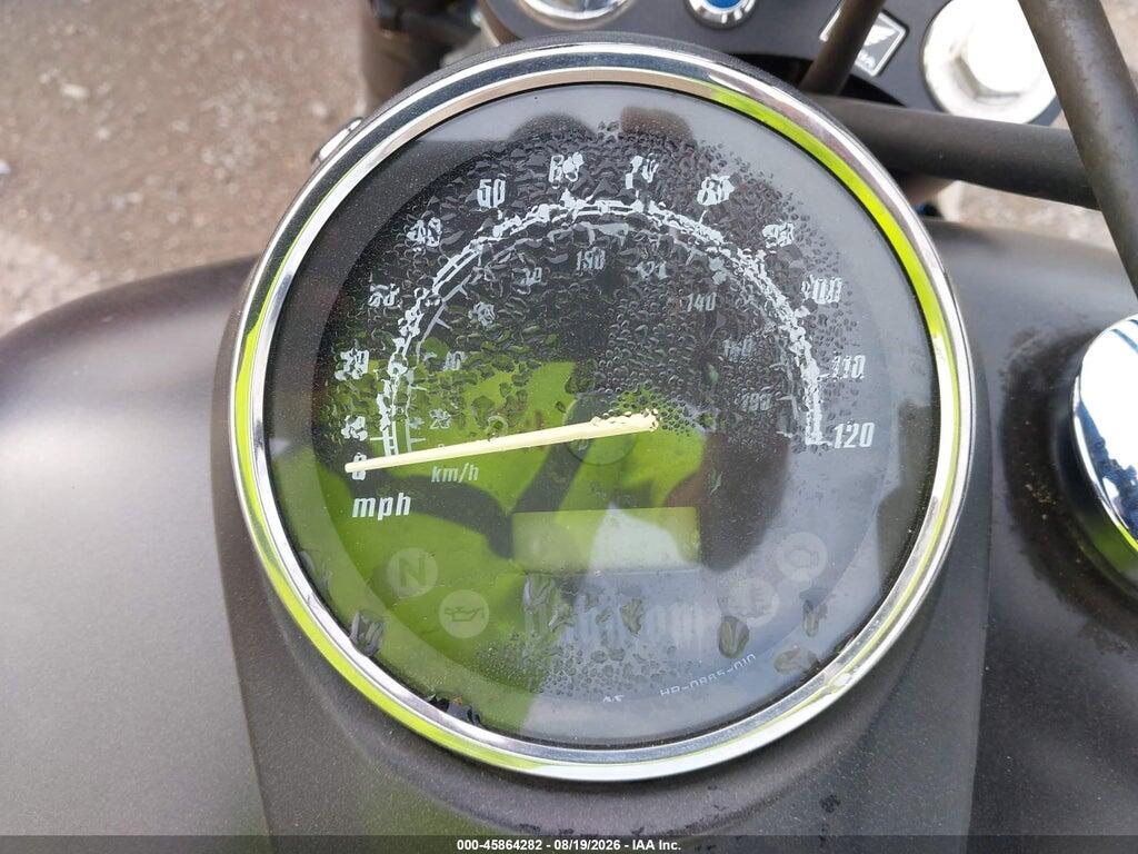 JH2RC5379HK700367 2017 HONDA VT750 photo no. 7