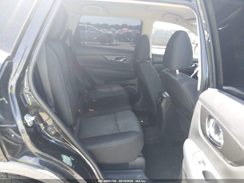 KNMAT2MT8HP608797 2017 NISSAN ROGUE photo no. 8