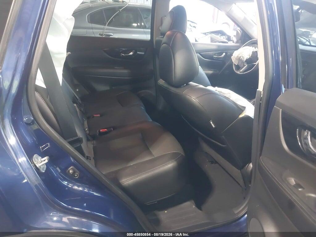 5N1AT2MVXHC860426 2017 NISSAN ROGUE photo no. 8