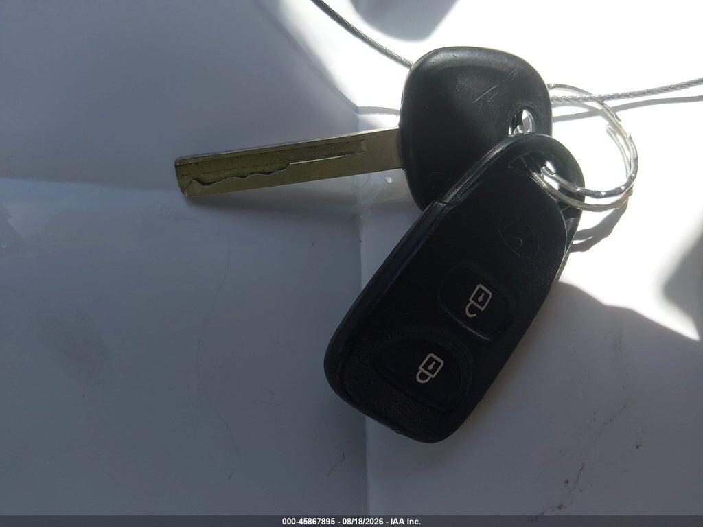 KMHCT4AE5GU090847 2016 HYUNDAI ACCENT photo no. 11