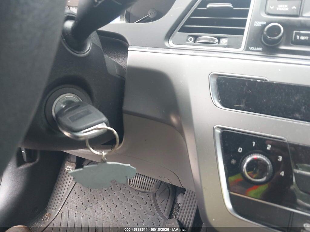 5NPE24AF3F8148732 2015 HYUNDAI SONATA photo no. 11