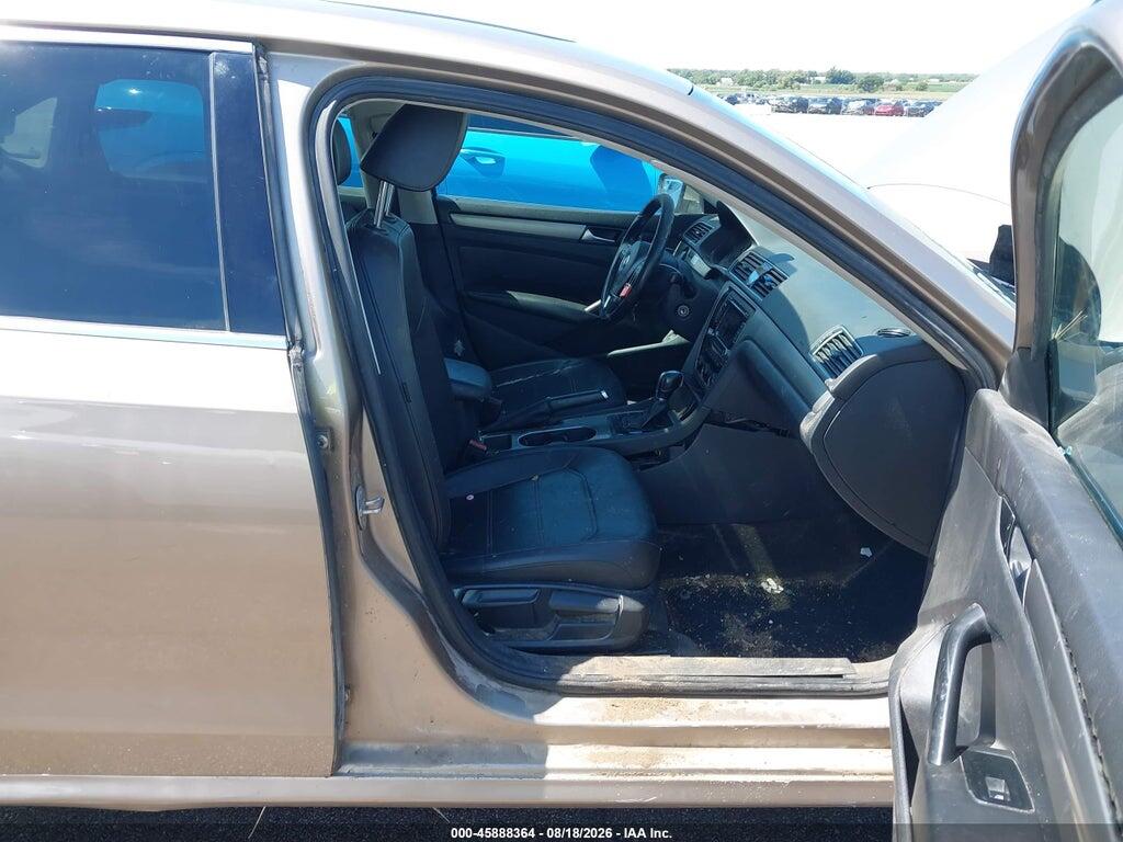 1VWBV7A34FC067569 2015 VOLKSWAGEN PASSAT photo no. 5