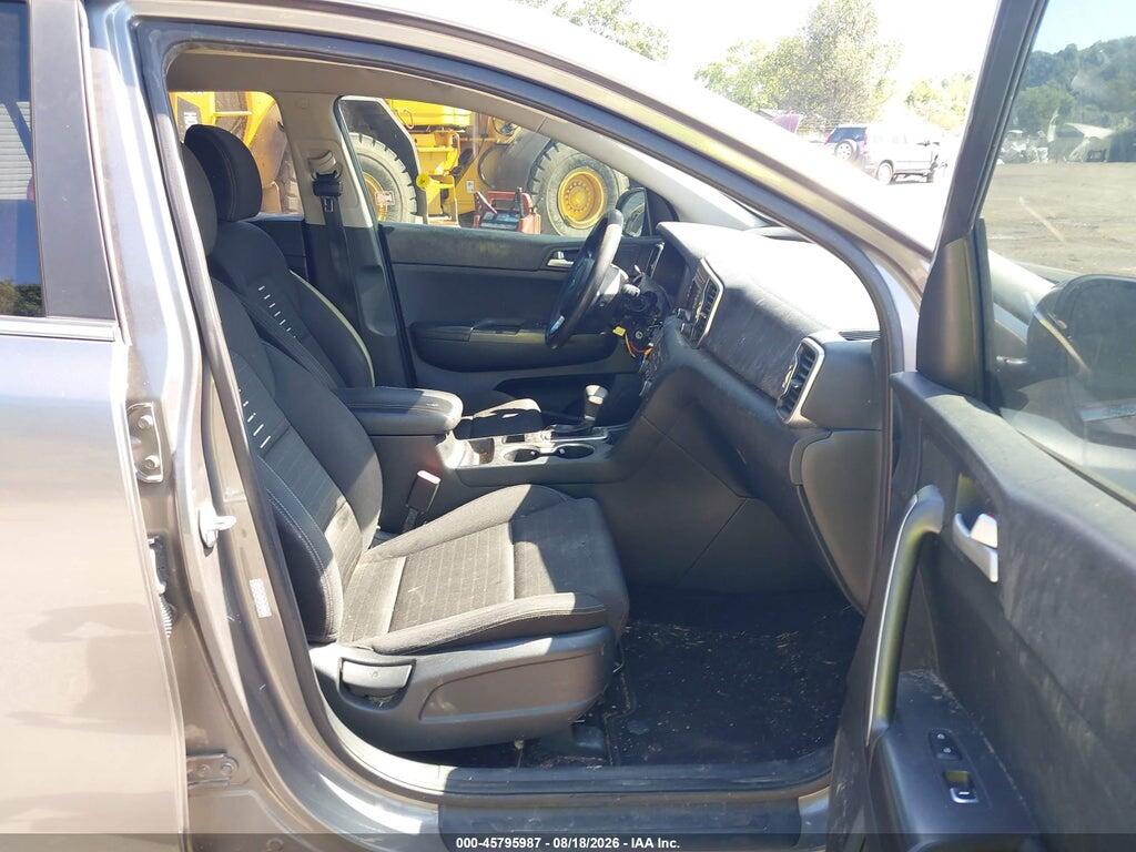 KNDPMCAC6J7421307 2018 KIA SPORTAGE photo no. 5