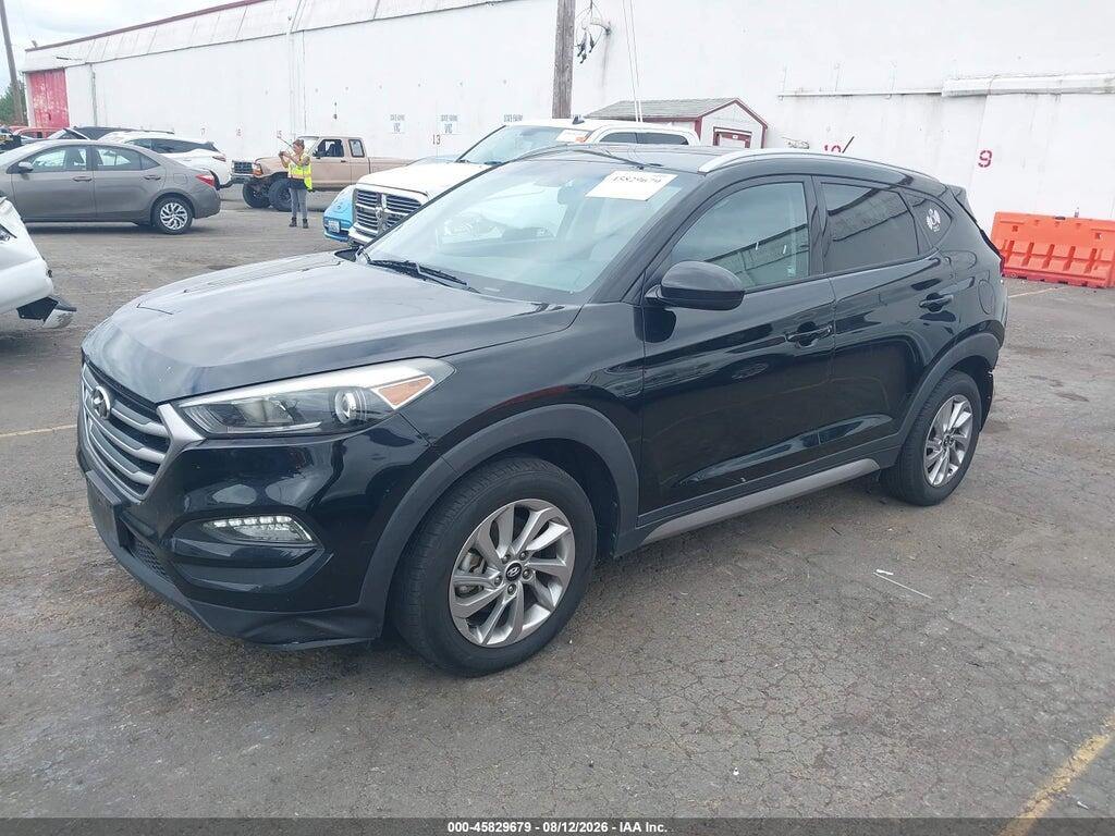 KM8J3CA47HU324528 2017 HYUNDAI TUCSON photo no. 2