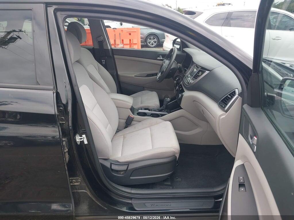 KM8J3CA47HU324528 2017 HYUNDAI TUCSON photo no. 5