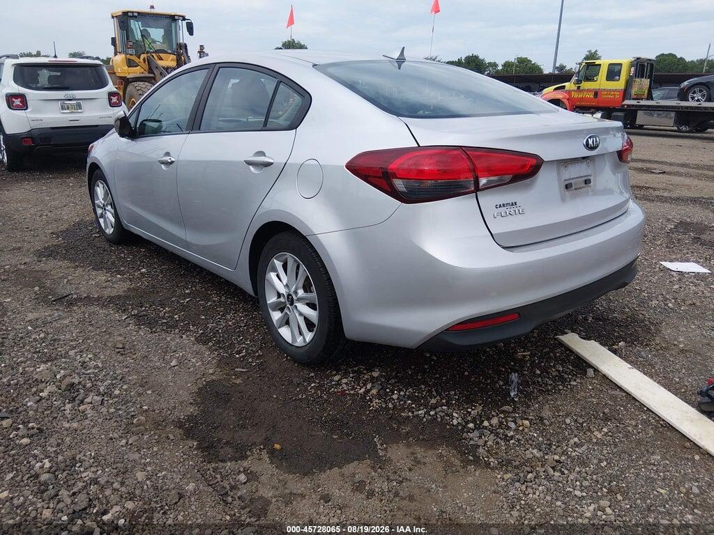 3KPFL4A72HE076732 2017 KIA FORTE photo no. 3