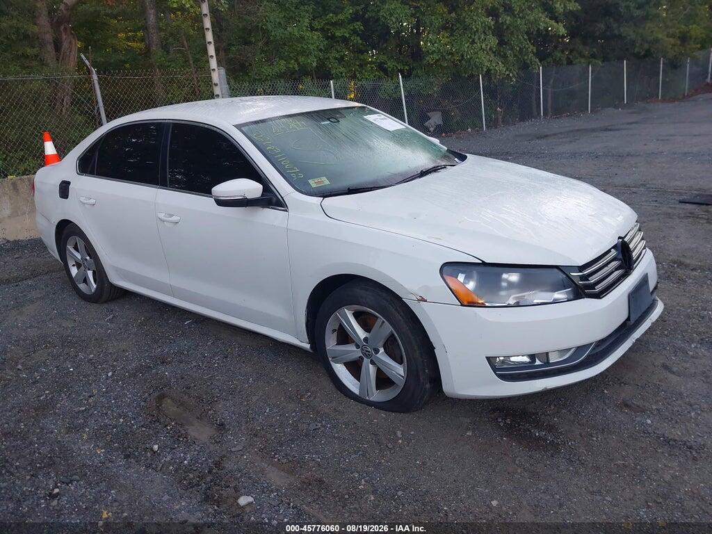 2015 VOLKSWAGEN PASSAT 1VWAT7A39FC109090