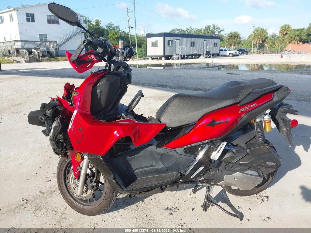 MLHKF3852N5100326 2022 HONDA ADV150 photo no. 12
