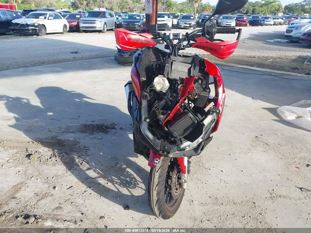 MLHKF3852N5100326 2022 HONDA ADV150 photo no. 5