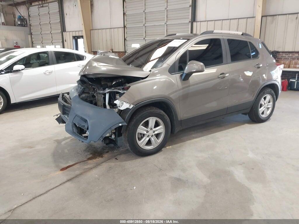KL7CJLSM2NB565984 2022 CHEVROLET TRAX photo no. 2