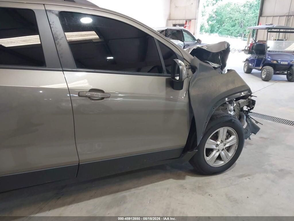 KL7CJLSM2NB565984 2022 CHEVROLET TRAX photo no. 6