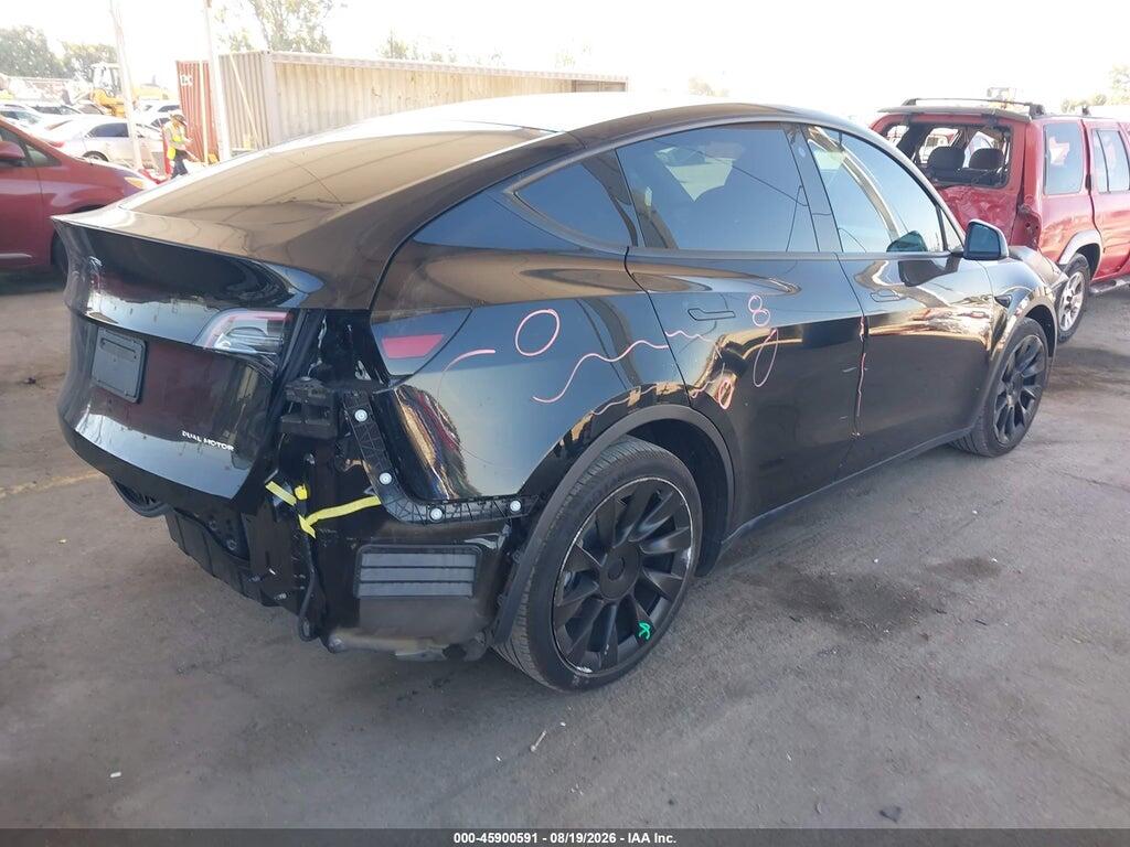 7SAYGDEE7NF330434 2022 TESLA MODEL Y photo no. 4
