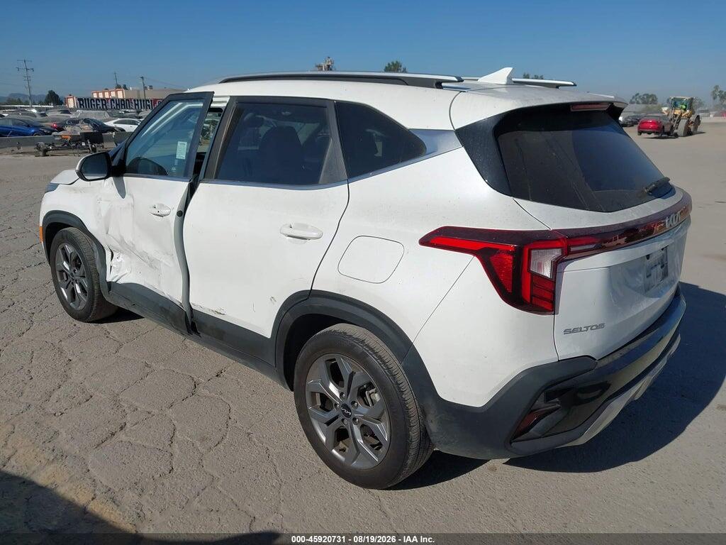 KNDEU2AA4R7540369 2024 KIA SELTOS photo no. 3