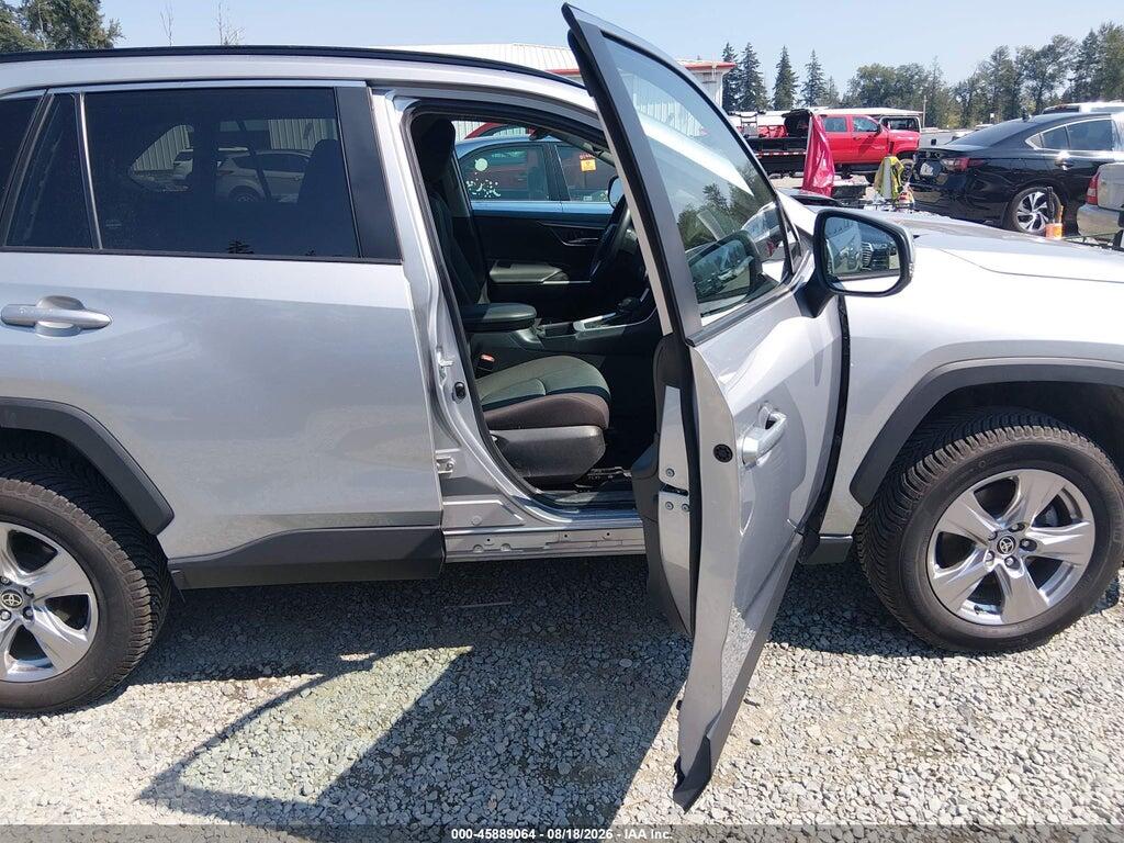 2T3P1RFV3NC262215 2022 TOYOTA RAV4 photo no. 5
