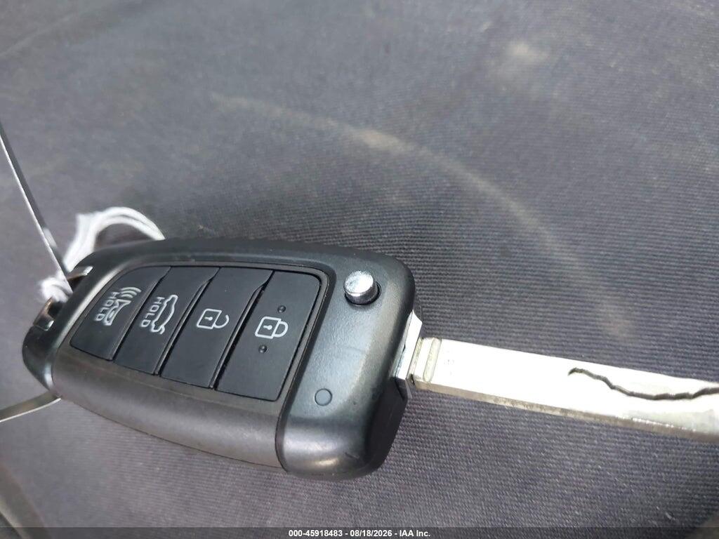 5NPLL4AG5PH095112 2023 HYUNDAI ELANTRA photo no. 11