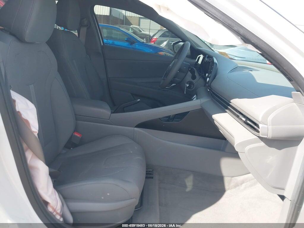 5NPLL4AG5PH095112 2023 HYUNDAI ELANTRA photo no. 5