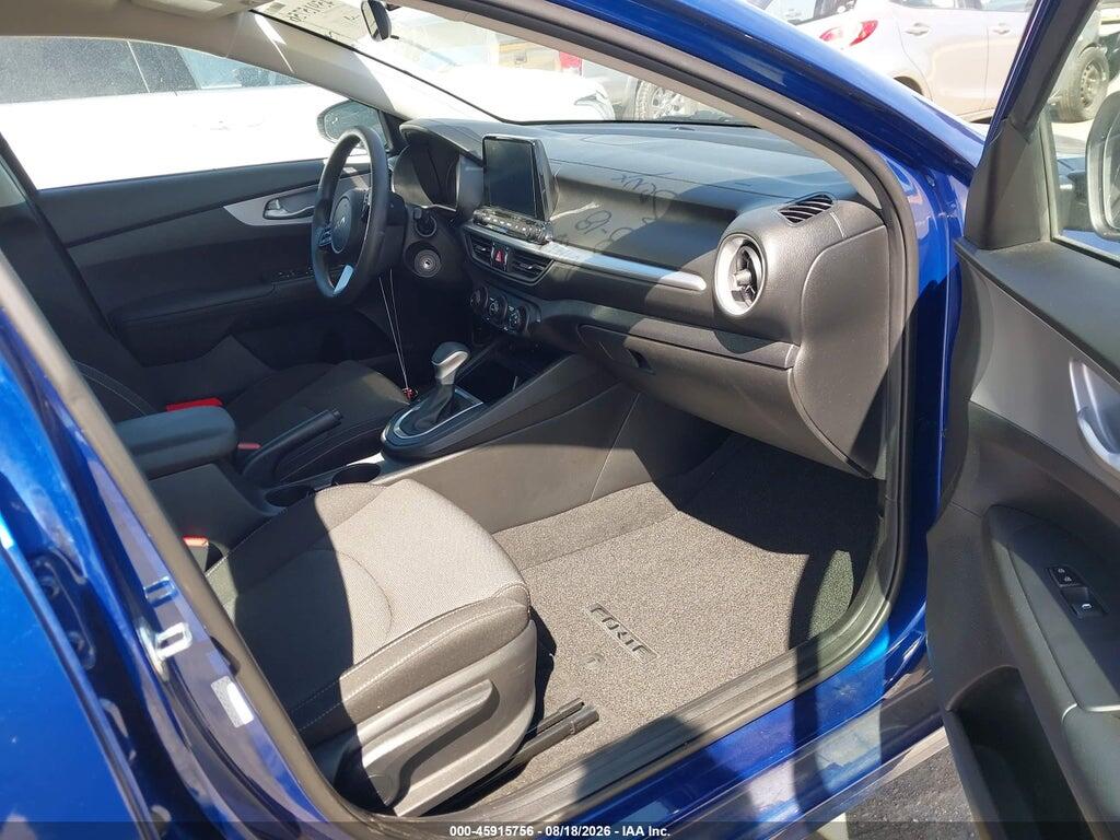 3KPF24AD5PE693288 2023 KIA FORTE photo no. 5