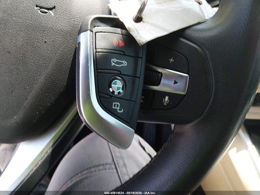 3MW39FS00P8D11556 2023 BMW 330E photo no. 11