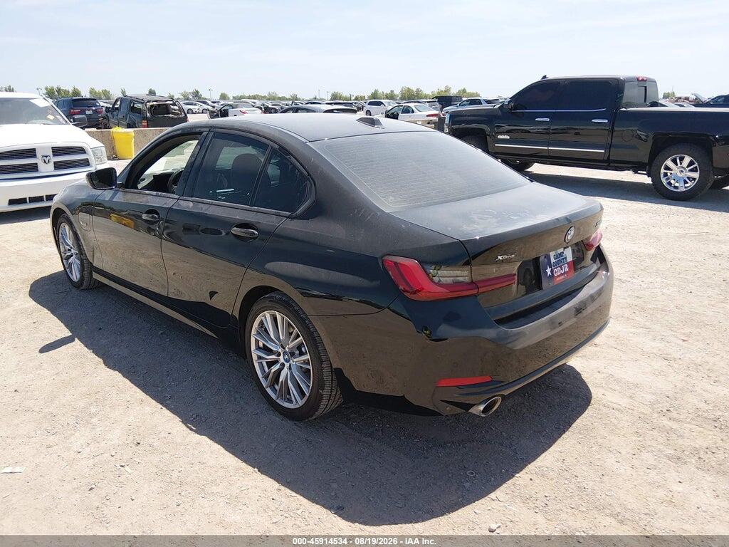3MW39FS00P8D11556 2023 BMW 330E photo no. 3