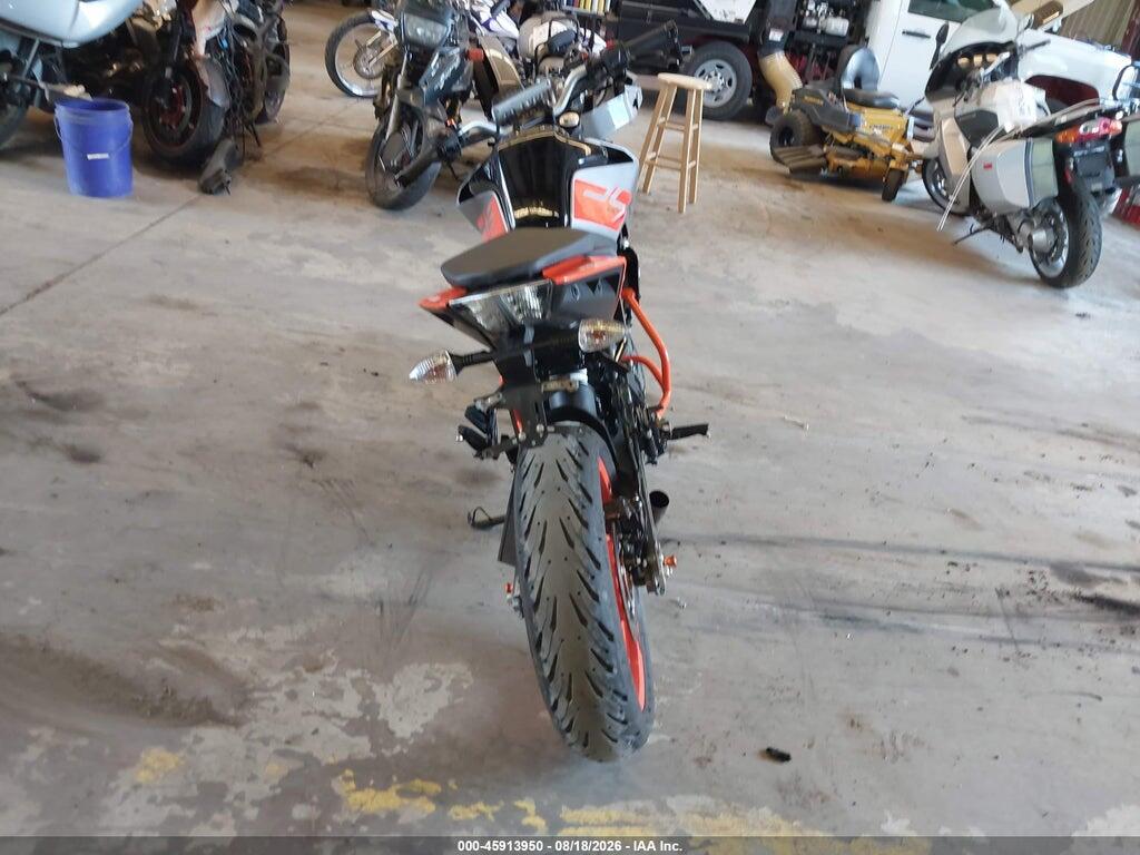 MD2JPC402PC026727 2023 KTM 200 photo no. 6
