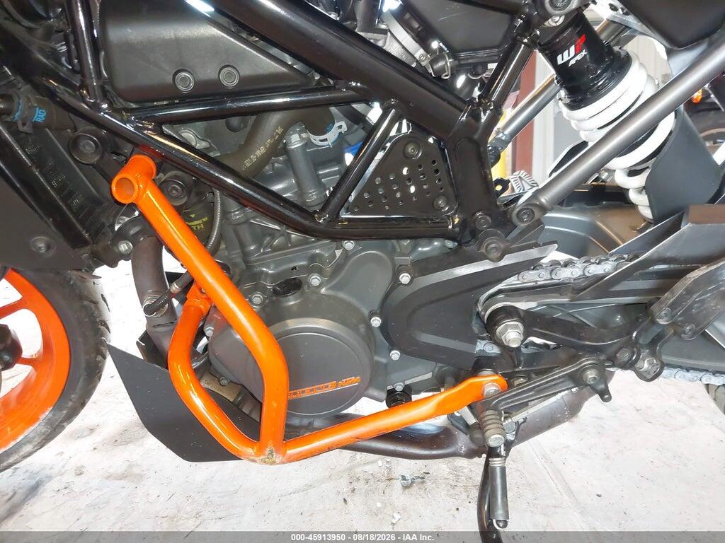 MD2JPC402PC026727 2023 KTM 200 photo no. 9