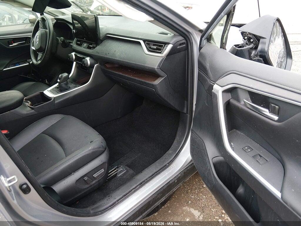 JTMD6RFV1PD102868 2023 TOYOTA RAV4 HYBRID photo no. 5