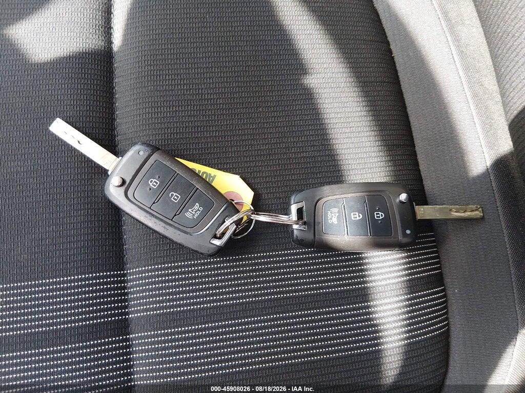 KMHRC8A35PU223574 2023 HYUNDAI VENUE photo no. 11