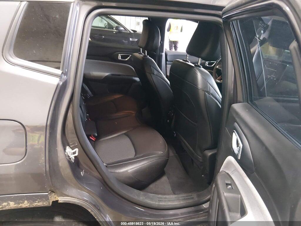 3C4NJDBN5RT116958 2024 JEEP COMPASS photo no. 8