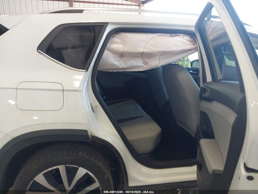 3VVEX7B20RM065967 2024 VOLKSWAGEN TAOS photo no. 8