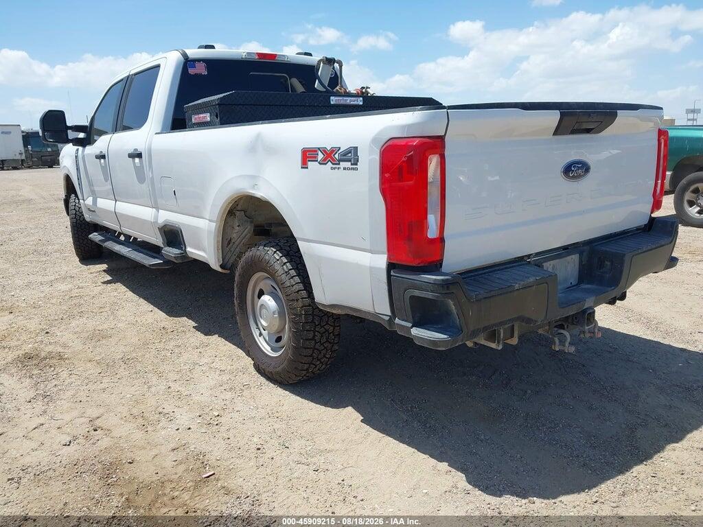 1FT7W2BT5REC98285 2024 FORD F-250 photo no. 3