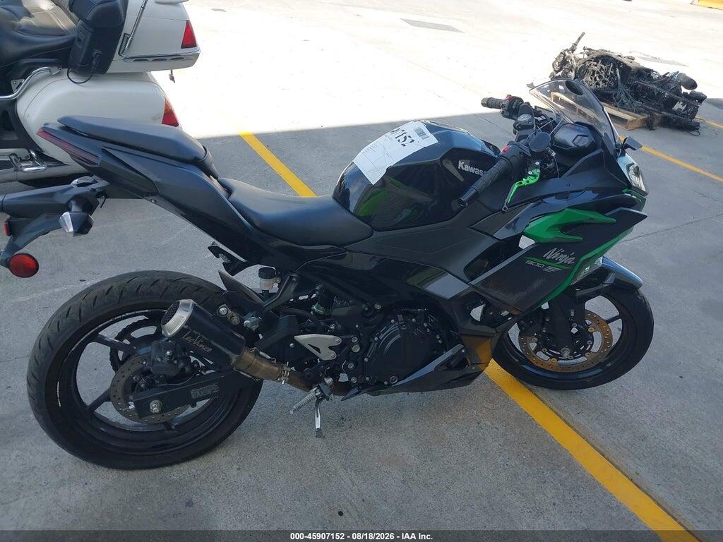 ML5EXGH10RDA09095 2024 KAWASAKI EX500 photo no. 12