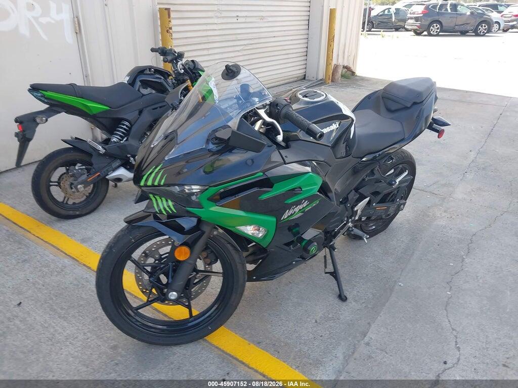 ML5EXGH10RDA09095 2024 KAWASAKI EX500 photo no. 2