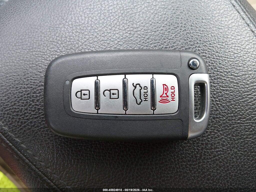 5NPEC4AC7DH775059 2013 HYUNDAI SONATA photo no. 11