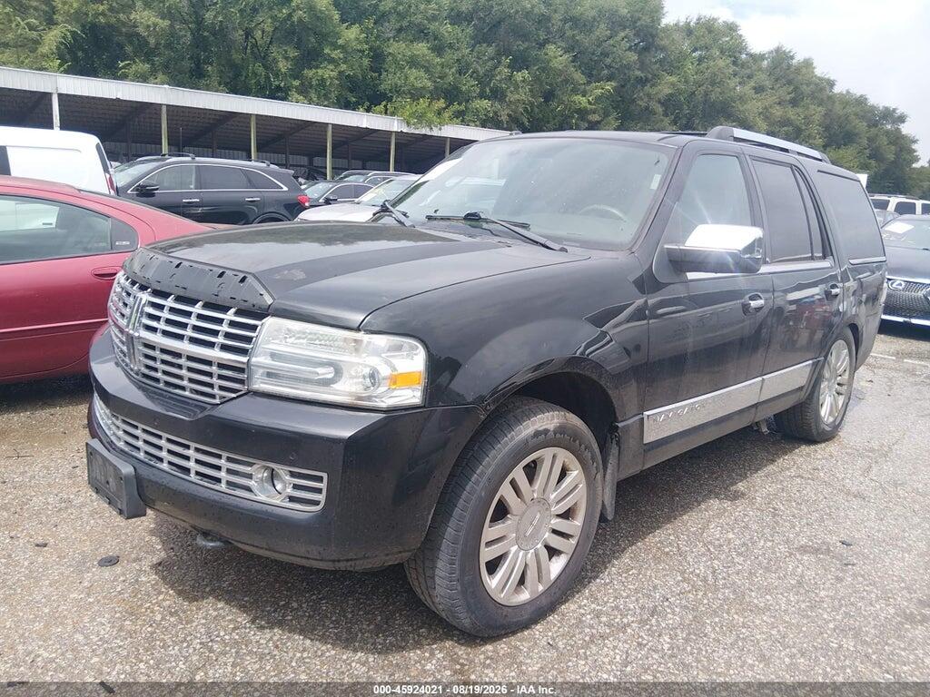 5LMJJ2J51DEL03779 2013 LINCOLN NAVIGATOR photo no. 2