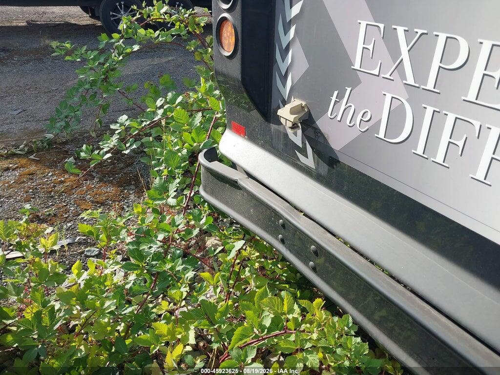 1FDEE3FS8DDA64184 2013 FORD E-350 CUTAWAY photo no. 11